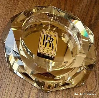 ROUND ROYCE ASHTRAY ROLLS 0819